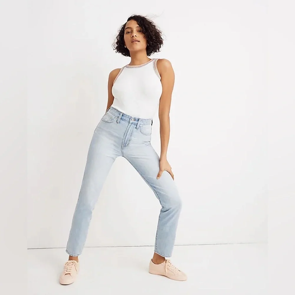 Madewell The Curvy Perfect Vintage Jean in Fitzgerald Wash - Picture 2 of 15
